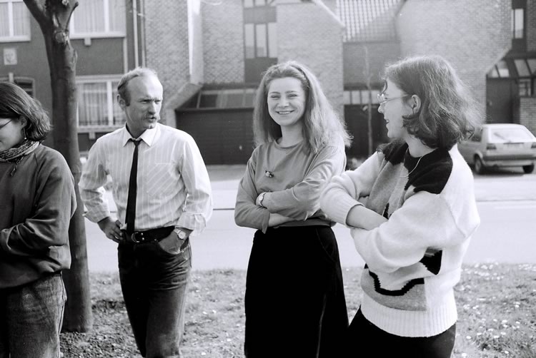 F1010072_maxi